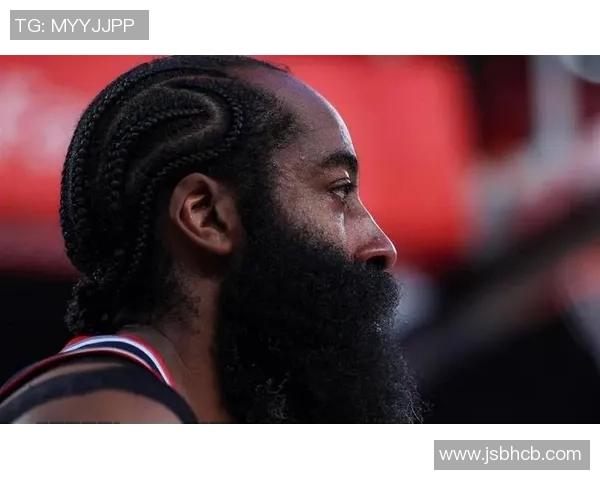 哈登31+8三节打卡!3连败登哥真带不动,泰伦卢祭出逝世五老犯浑